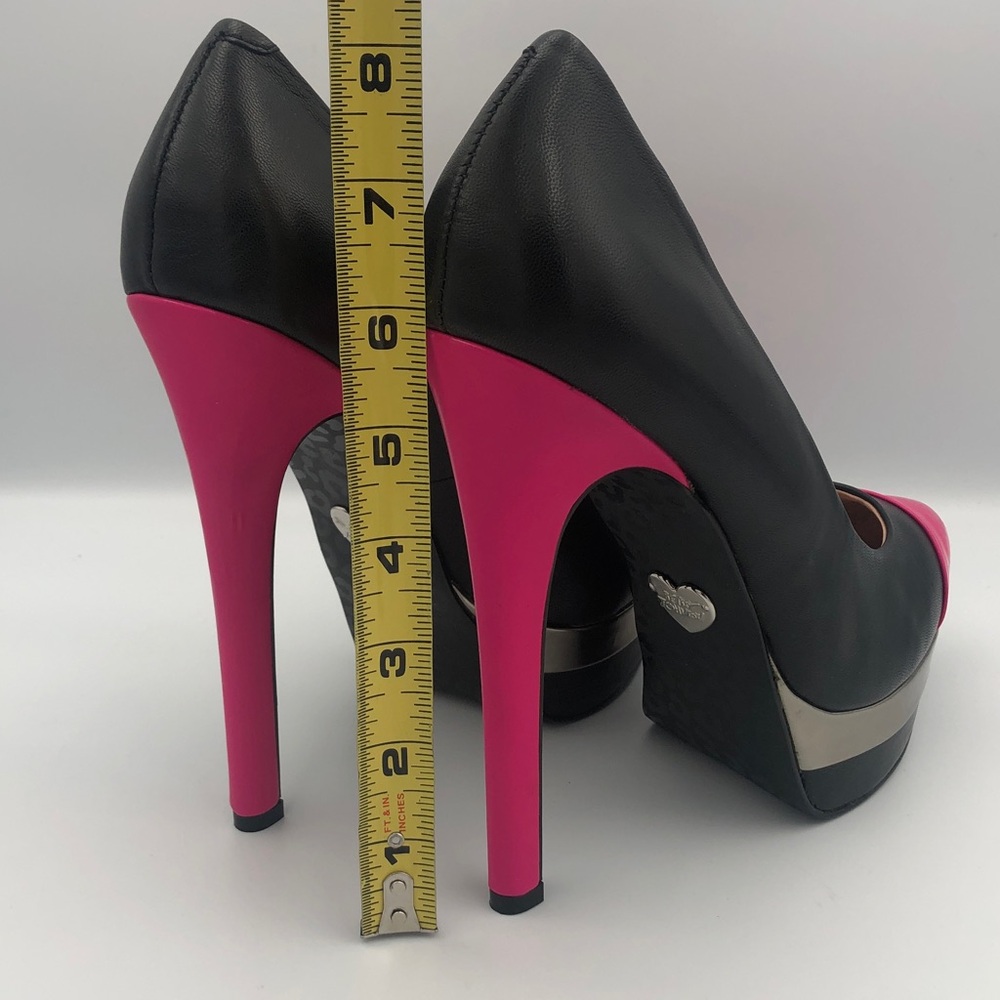 Betsey Johnson Carmindy Black and Pink High Heels Leather Upper NIB - Picture 5 of 15